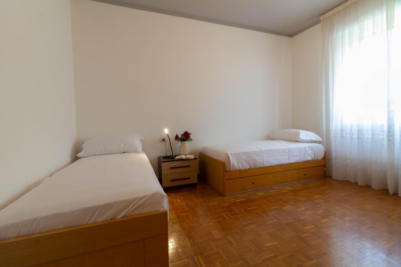 Mamma Ciccia Holiday Home - Casa Imperia Mandello del Lario Extérieur photo