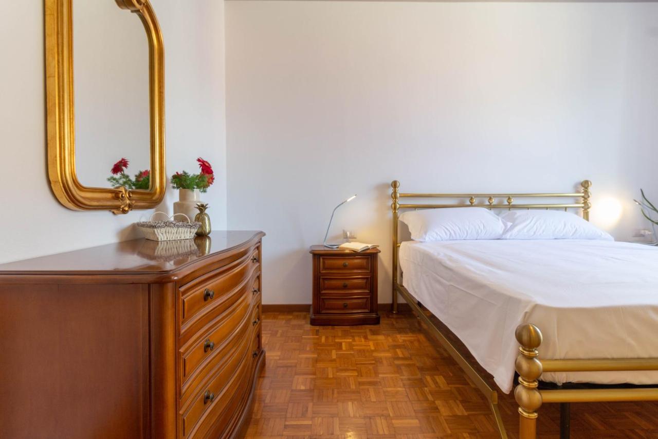Mamma Ciccia Holiday Home - Casa Imperia Mandello del Lario Extérieur photo