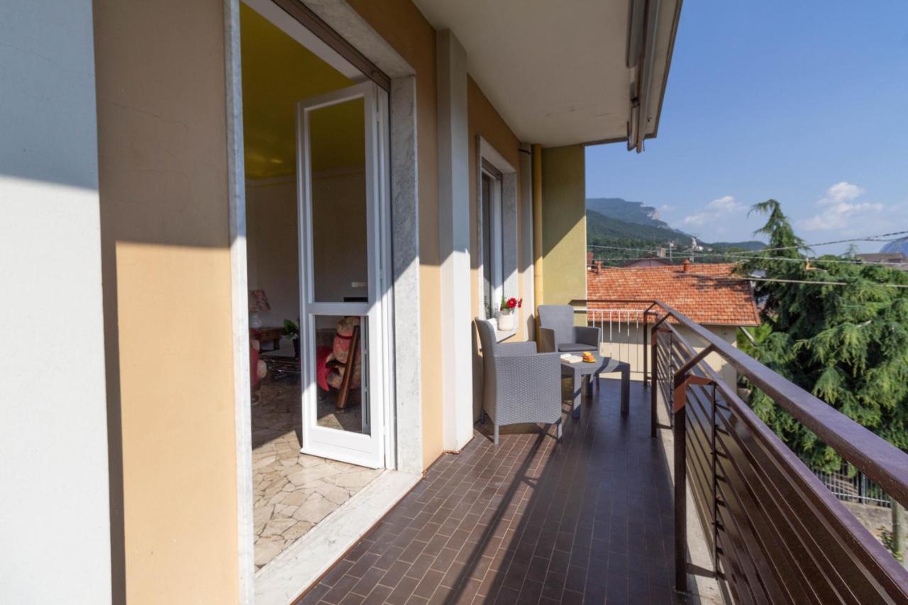 Mamma Ciccia Holiday Home - Casa Imperia Mandello del Lario Extérieur photo
