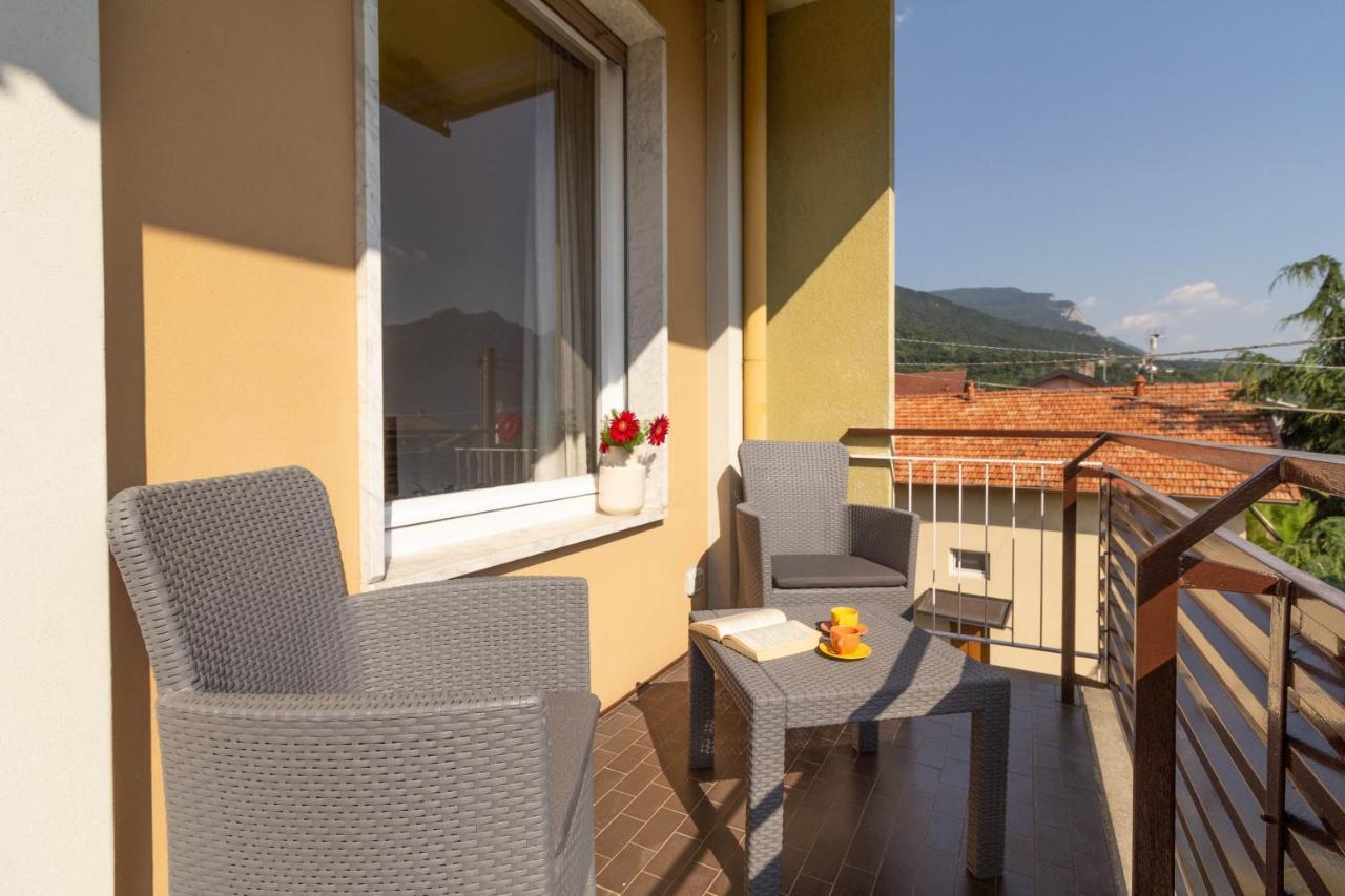 Mamma Ciccia Holiday Home - Casa Imperia Mandello del Lario Extérieur photo